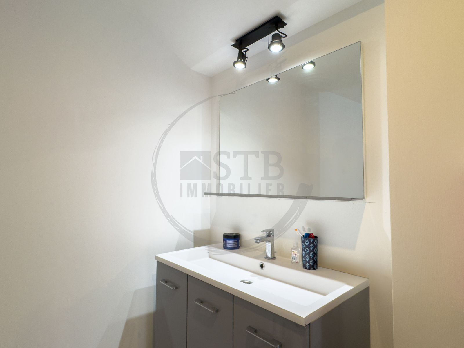 Image_, Immeuble, Privas, ref :VIM10002768